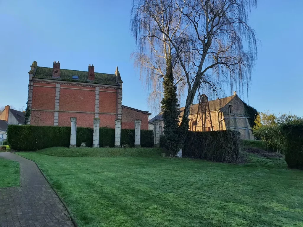Restructuration d&rsquo;une Médiathèque à Longpré les Corps Saints